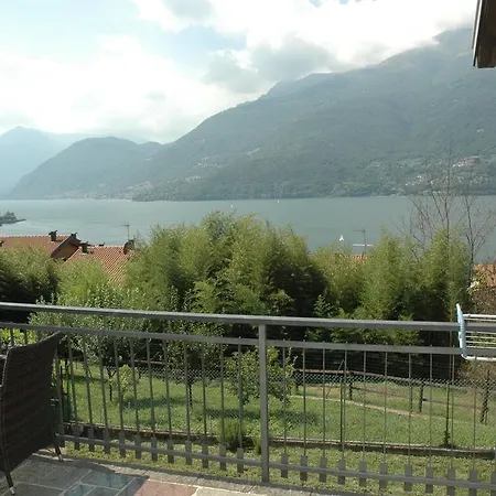 Annita Holiday Tatil Evi Dervio